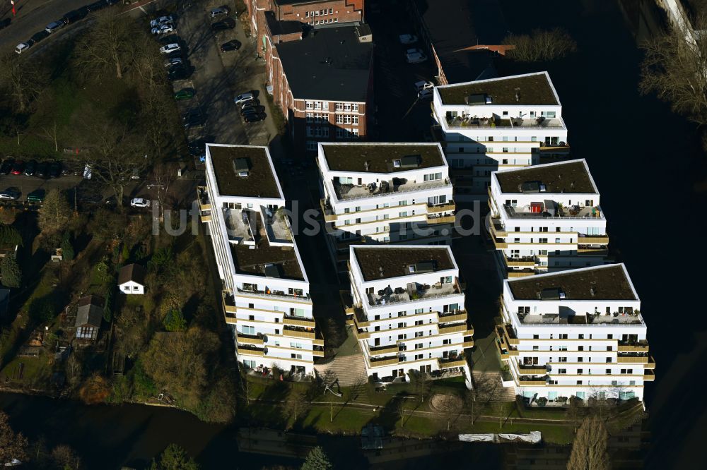 Hamburg von oben - Wohngebiet der Mehrfamilienhaussiedlung Hansaterrassen am Rückerskanal in Hamburg, Deutschland