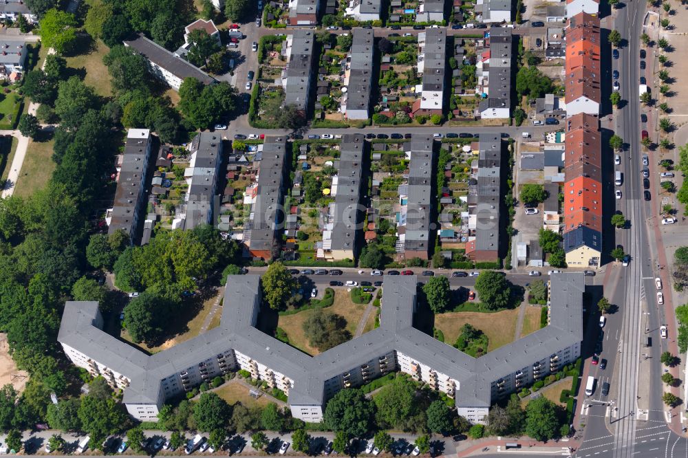 Luftbild Bremen - Wohngebiet der Mehrfamilienhaussiedlung an der Hansestraße und an der Johann-Bornemacher-Straße im Stadtteil Westend in Bremen, Deutschland