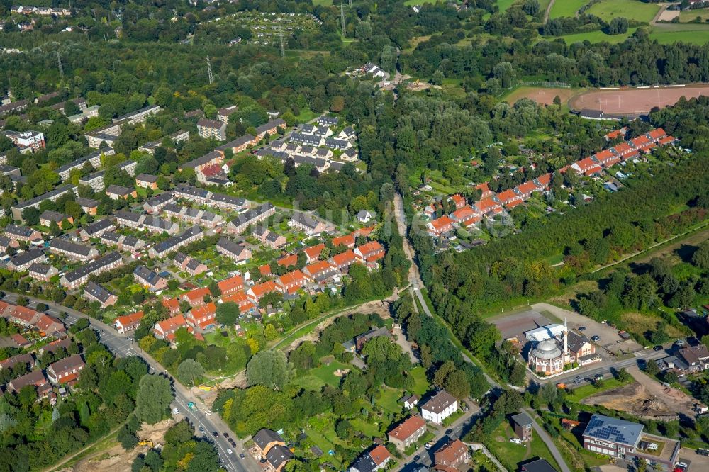 Essen von oben - Wohngebiet einer Mehrfamilienhaussiedlung Hegemannshof in Essen im Bundesland Nordrhein-Westfalen