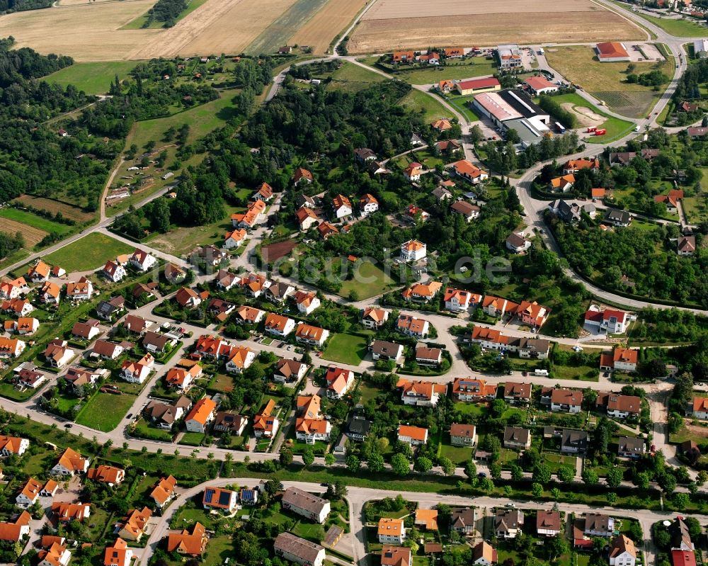 Herrieden von oben - Wohngebiet der Mehrfamilienhaussiedlung in Herrieden im Bundesland Bayern, Deutschland