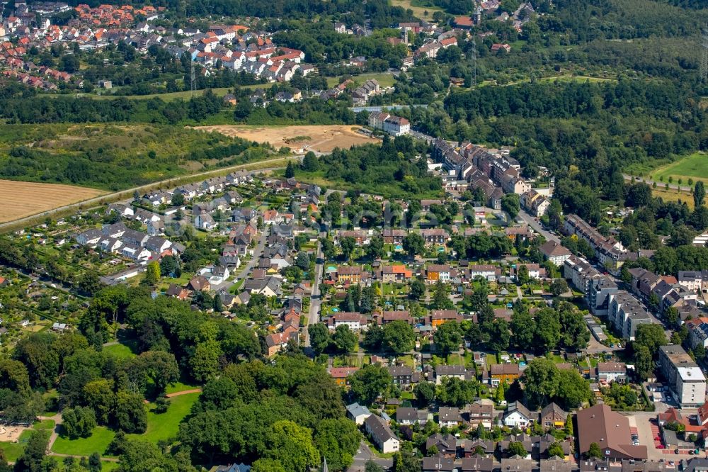 Bochum aus der Vogelperspektive: Wohngebiet einer Mehrfamilienhaussiedlung Kolonie Hannover in Bochum im Bundesland Nordrhein-Westfalen