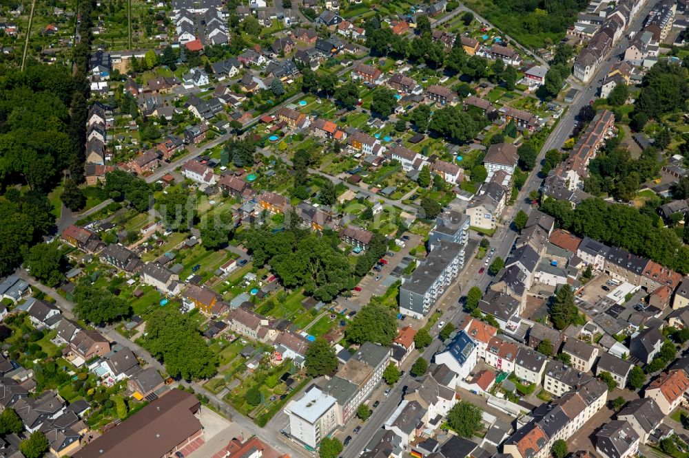 Bochum aus der Vogelperspektive: Wohngebiet einer Mehrfamilienhaussiedlung Kolonie Hannover in Bochum im Bundesland Nordrhein-Westfalen