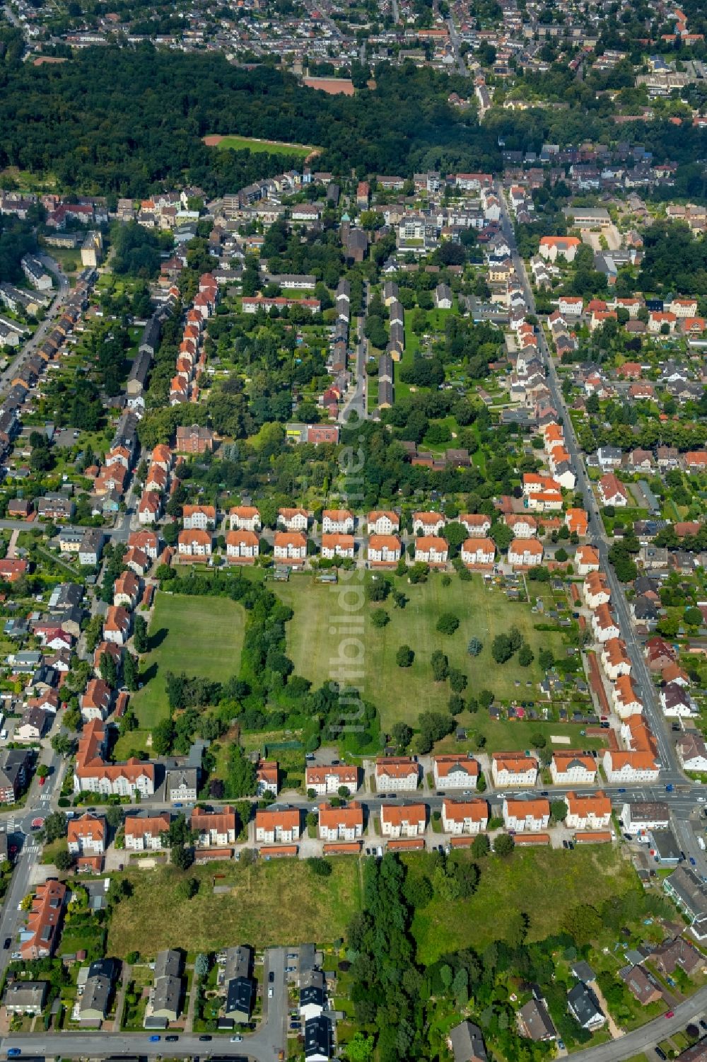 Luftbild Recklinghausen - Wohngebiet einer Mehrfamilienhaussiedlung Kolonie König Ludwig in Recklinghausen im Bundesland Nordrhein-Westfalen