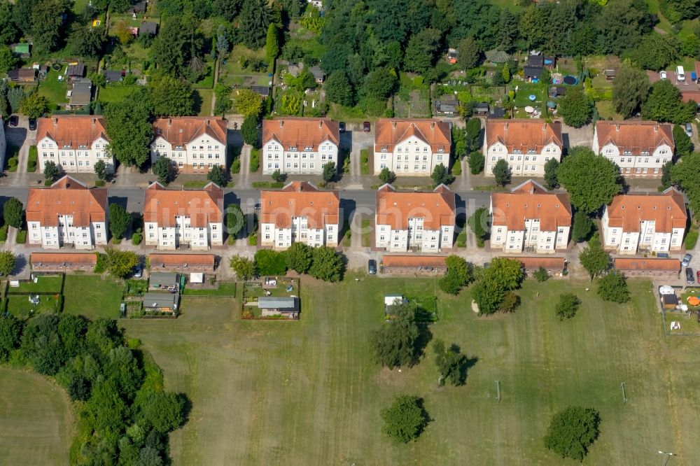 Recklinghausen aus der Vogelperspektive: Wohngebiet einer Mehrfamilienhaussiedlung Kolonie König Ludwig in Recklinghausen im Bundesland Nordrhein-Westfalen