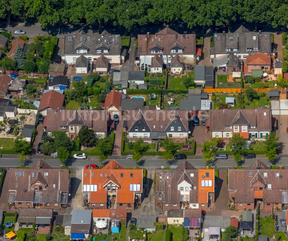 Herne von oben - Wohngebiet der Mehrfamilienhaussiedlung Kolonie Königsgrube in Herne im Bundesland Nordrhein-Westfalen