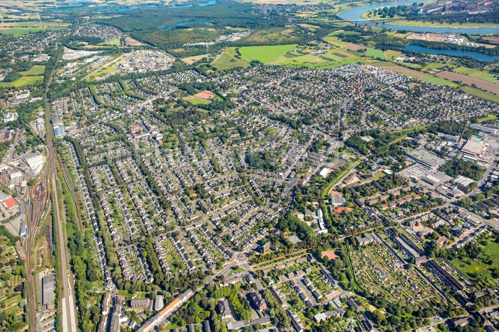 Luftaufnahme Moers - Wohngebiet der Mehrfamilienhaussiedlung Kolonie Meerbeck in Moers im Bundesland Nordrhein-Westfalen