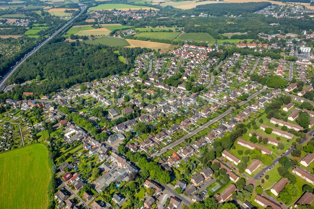 Lünen von oben - Wohngebiet der Mehrfamilienhaussiedlung Kolonie Oberbecker in Lünen im Bundesland Nordrhein-Westfalen