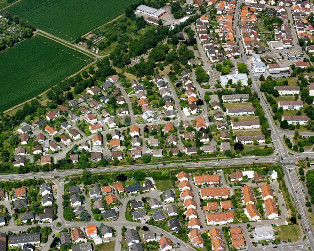 Leopoldshafen von oben - Wohngebiet der Mehrfamilienhaussiedlung in Leopoldshafen im Bundesland Baden-Württemberg, Deutschland