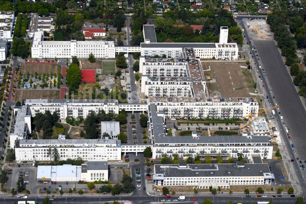 Berlin aus der Vogelperspektive: Wohngebiet der Mehrfamilienhaussiedlung Lesley Lofts im Ortsteil Steglitz in Berlin, Deutschland