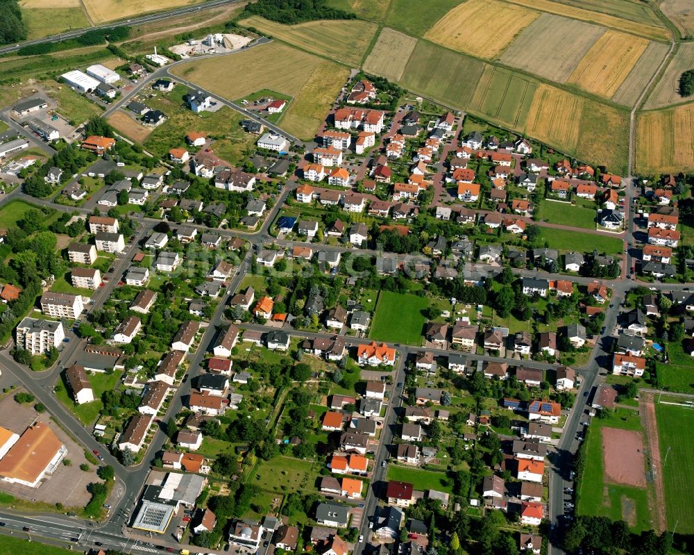 Luftaufnahme Lindenstruth - Wohngebiet der Mehrfamilienhaussiedlung in Lindenstruth im Bundesland Hessen, Deutschland