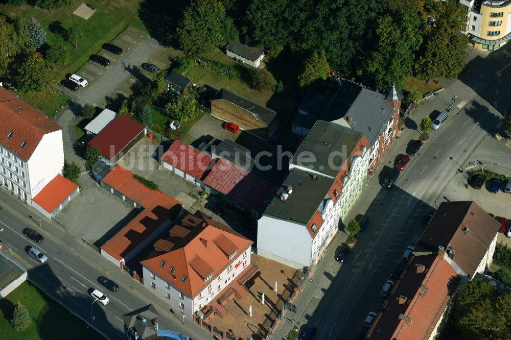 Luftaufnahme Bernau - Wohngebiet der Mehrfamilienhaussiedlung Lohmühlenstraße - Berliner Straße in Bernau im Bundesland Brandenburg, Deutschland