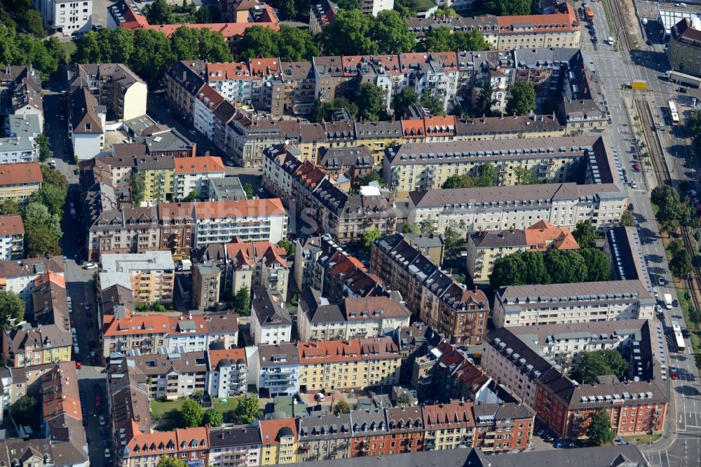 Mannheim von oben - Wohngebiet einer Mehrfamilienhaussiedlung in Mannheim im Bundesland Baden-Württemberg