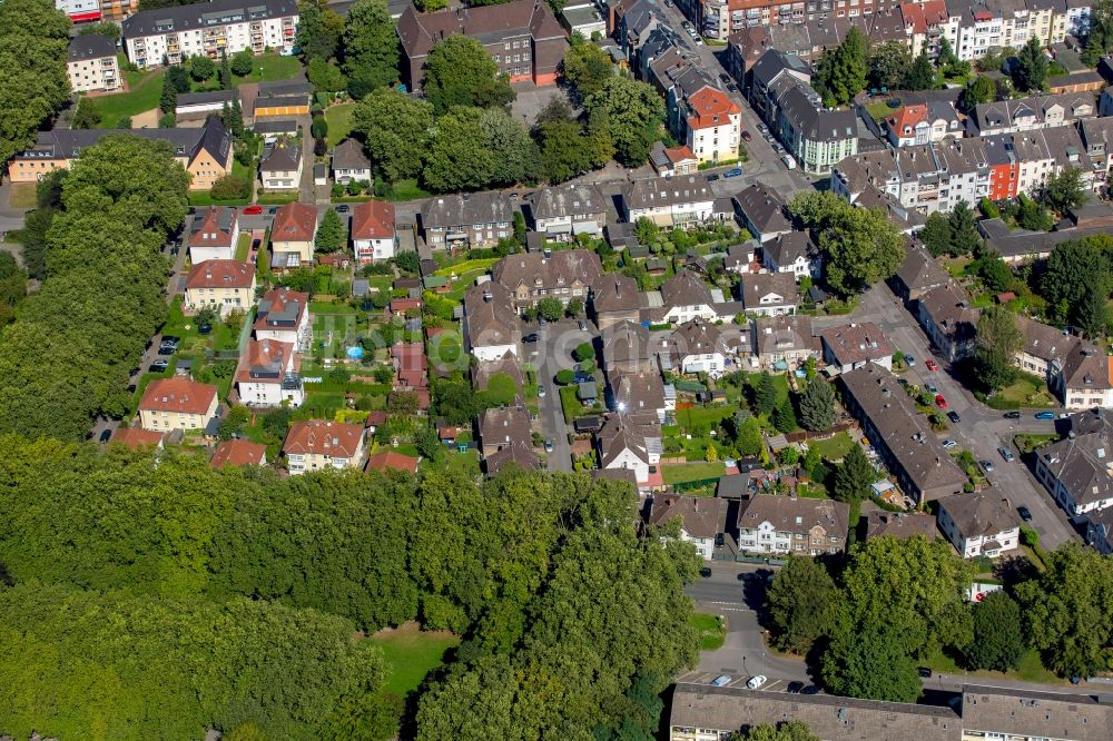 Luftbild Duisburg - Wohngebiet der Mehrfamilienhaussiedlung Margarethensiedlung in Duisburg im Bundesland Nordrhein-Westfalen