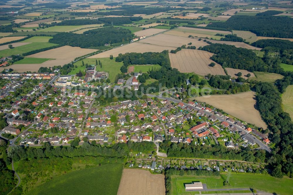 Hamm von oben - Wohngebiet der Mehrfamilienhaussiedlung Neue Kolonie Heessen in Hamm im Bundesland Nordrhein-Westfalen