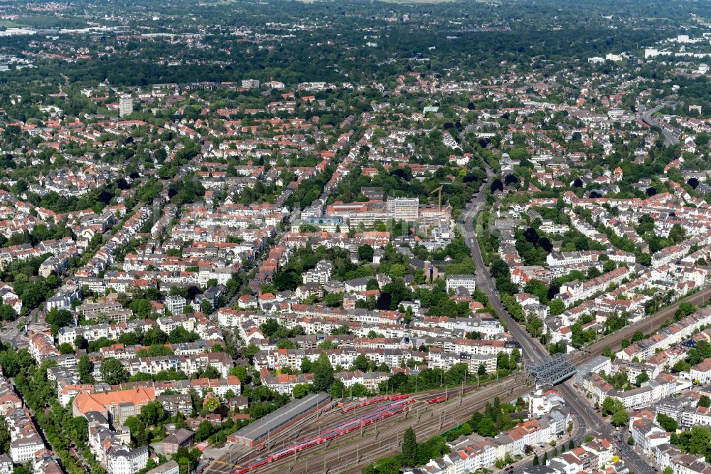 Bremen aus der Vogelperspektive: Wohngebiet der Mehrfamilienhaussiedlung im Ortsteil Fesenfeld in Bremen, Deutschland