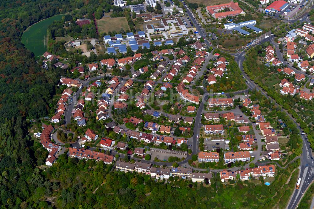 Würzburg von oben - Wohngebiet der Mehrfamilienhaussiedlung im Ortsteil Heuchelhof in Würzburg im Bundesland Bayern, Deutschland