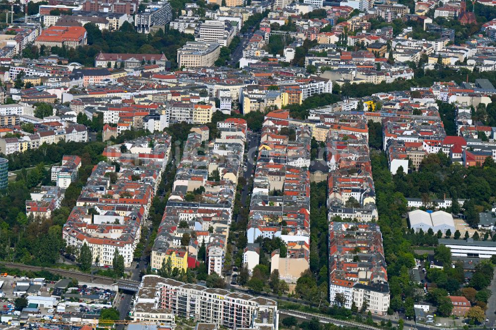 Luftaufnahme Berlin - Wohngebiet der Mehrfamilienhaussiedlung im Ortsteil Schöneberg in Berlin, Deutschland