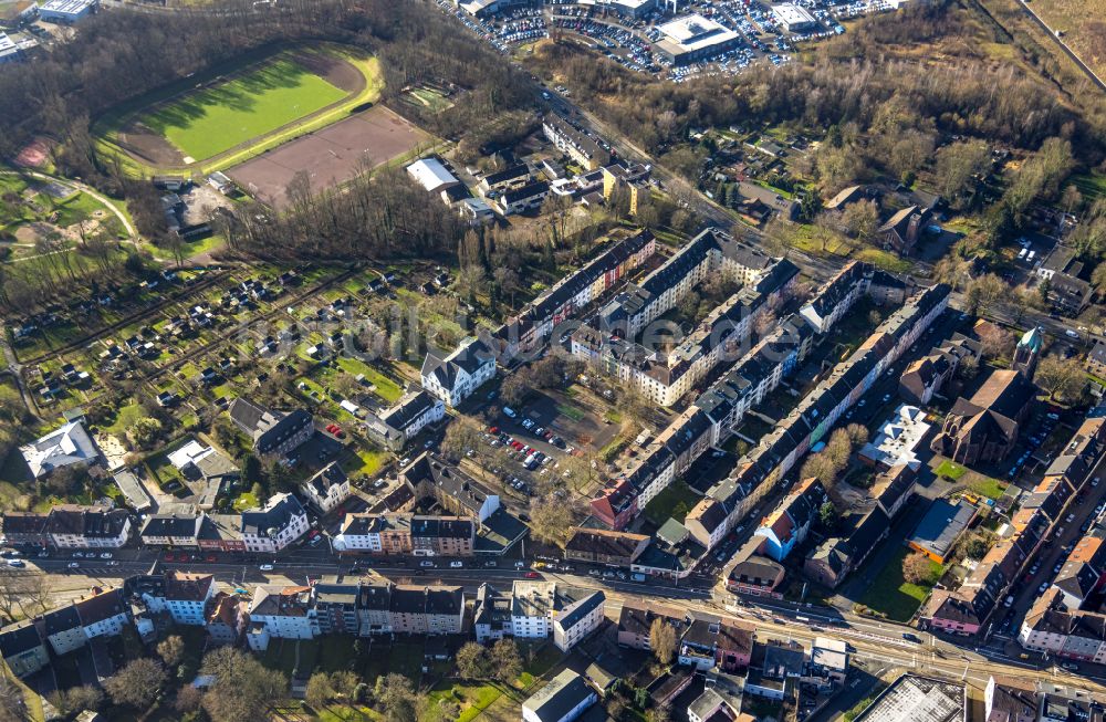 Bochum von oben - Wohngebiet der Mehrfamilienhaussiedlung an der Reichsstraße - Prinzenstraße - Amtsstraße in Bochum im Bundesland Nordrhein-Westfalen, Deutschland