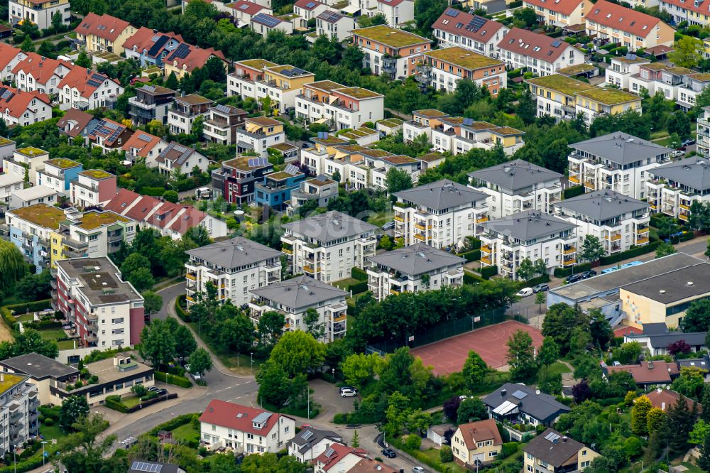 Luftaufnahme Reutlingen - Wohngebiet der Mehrfamilienhaussiedlung in Reutlingen im Bundesland Baden-Württemberg, Deutschland