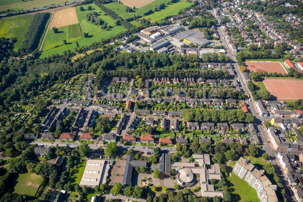 Luftbild Duisburg - Wohngebiet der Mehrfamilienhaussiedlung Rheinpreußen in Duisburg im Bundesland Nordrhein-Westfalen