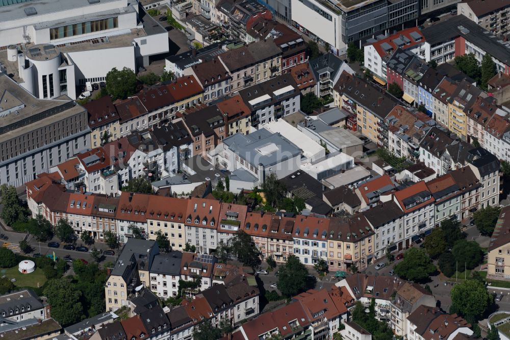 Freiburg im Breisgau aus der Vogelperspektive: Wohngebiet der Mehrfamilienhaussiedlung im Sedanquartier in Freiburg im Breisgau im Bundesland Baden-Württemberg, Deutschland