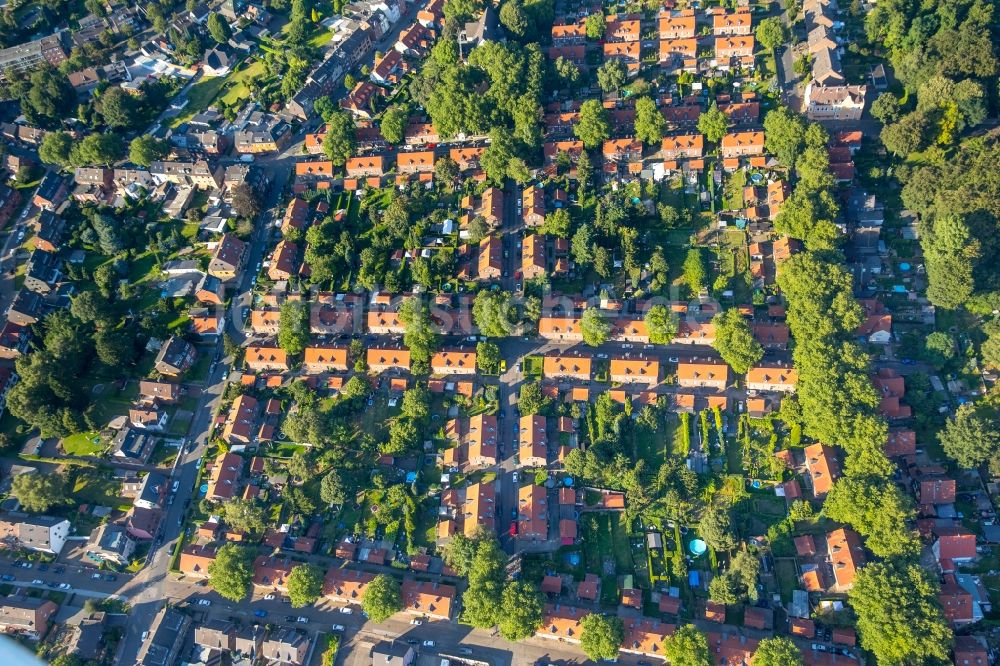 Oberhausen aus der Vogelperspektive: Wohngebiet der Mehrfamilienhaussiedlung Siedlung Stemmersberg in Oberhausen im Bundesland Nordrhein-Westfalen