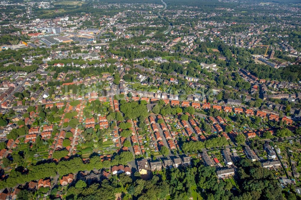 Oberhausen von oben - Wohngebiet der Mehrfamilienhaussiedlung Siedlung Stemmersberg in Oberhausen im Bundesland Nordrhein-Westfalen