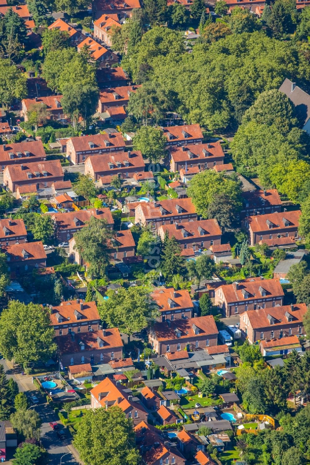 Oberhausen aus der Vogelperspektive: Wohngebiet der Mehrfamilienhaussiedlung Siedlung Stemmersberg in Oberhausen im Bundesland Nordrhein-Westfalen