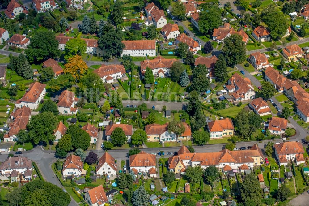 Herne von oben - Wohngebiet der Mehrfamilienhaussiedlung Siedlung Teutoburgia in Herne im Bundesland Nordrhein-Westfalen