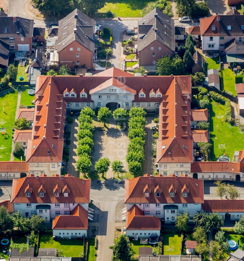 Lünen aus der Vogelperspektive: Wohngebiet der Mehrfamilienhaussiedlung Siedlung Wevelsbacher Weg in Lünen im Bundesland Nordrhein-Westfalen