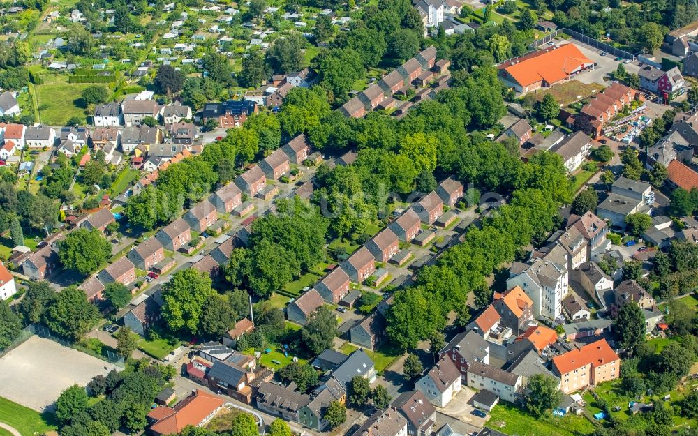 Lünen aus der Vogelperspektive: Wohngebiet der Mehrfamilienhaussiedlung Siedlung Ziethenstraße in Lünen im Bundesland Nordrhein-Westfalen