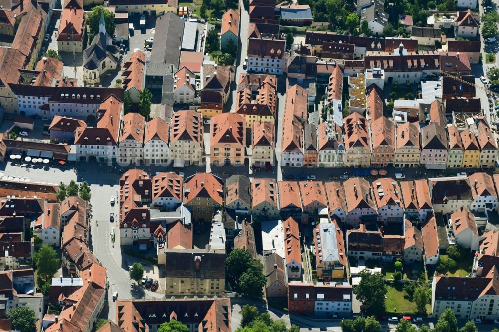 Regensburg von oben - Wohngebiet der Mehrfamilienhaussiedlung am Stadtamhof in Regensburg im Bundesland Bayern, Deutschland