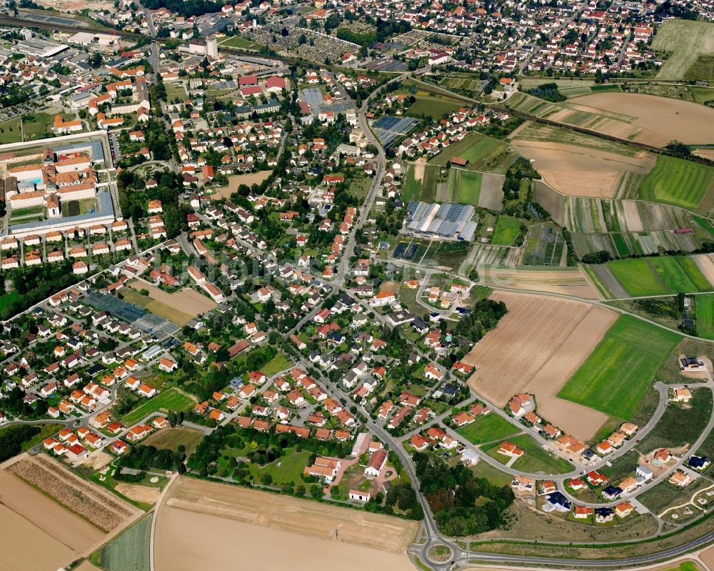 Straubing von oben - Wohngebiet der Mehrfamilienhaussiedlung in Straubing im Bundesland Bayern, Deutschland