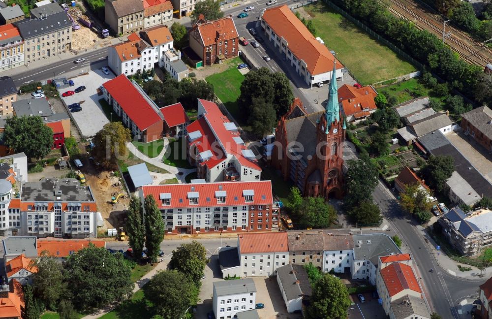 Bernau aus der Vogelperspektive: Wohngebiet einer Mehrfamilienhaussiedlung Ulitzkastraße - Börnicker Straße in Bernau im Bundesland Brandenburg