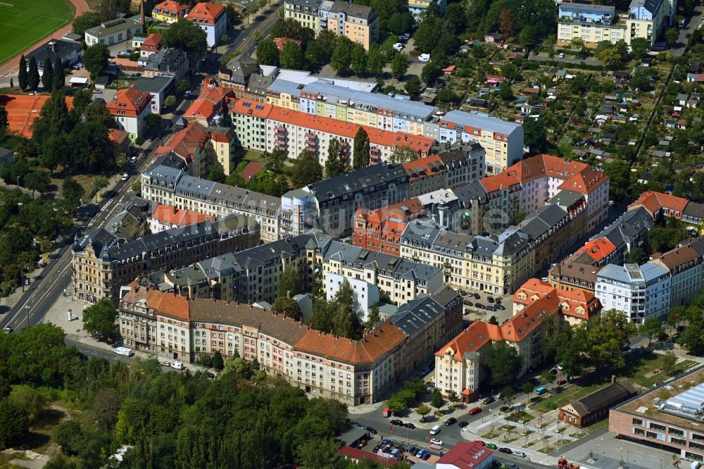 Dresden von oben - Wohngebiet der Mehrfamilienhaussiedlung an der Weimarische Straße - Eisenberger Straße in Dresden im Bundesland Sachsen, Deutschland