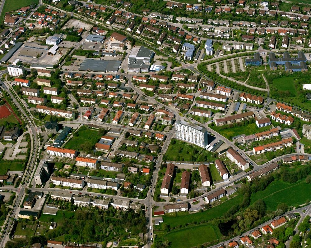 Weinberg von oben - Wohngebiet der Mehrfamilienhaussiedlung in Weinberg im Bundesland Bayern, Deutschland