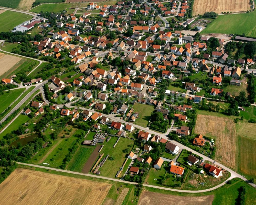 Luftaufnahme Weinberg - Wohngebiet der Mehrfamilienhaussiedlung in Weinberg im Bundesland Bayern, Deutschland