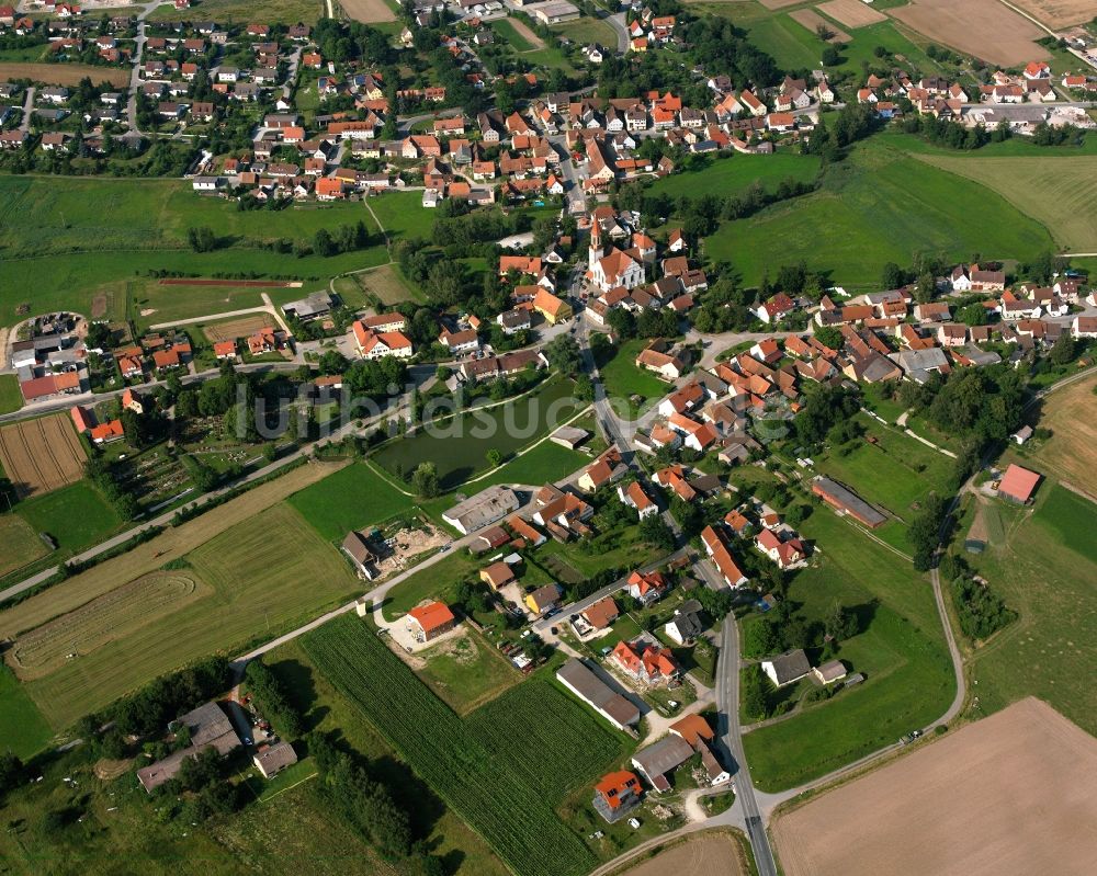 Wieseth von oben - Wohngebiet der Mehrfamilienhaussiedlung in Wieseth im Bundesland Bayern, Deutschland