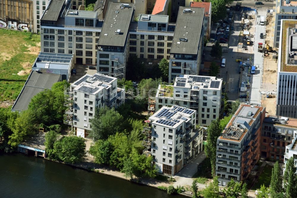 Berlin von oben - Wohngebiet der Mehrfamilienhaussiedlung im Wilhelmine-Gemberg-Weg in Berlin, Deutschland