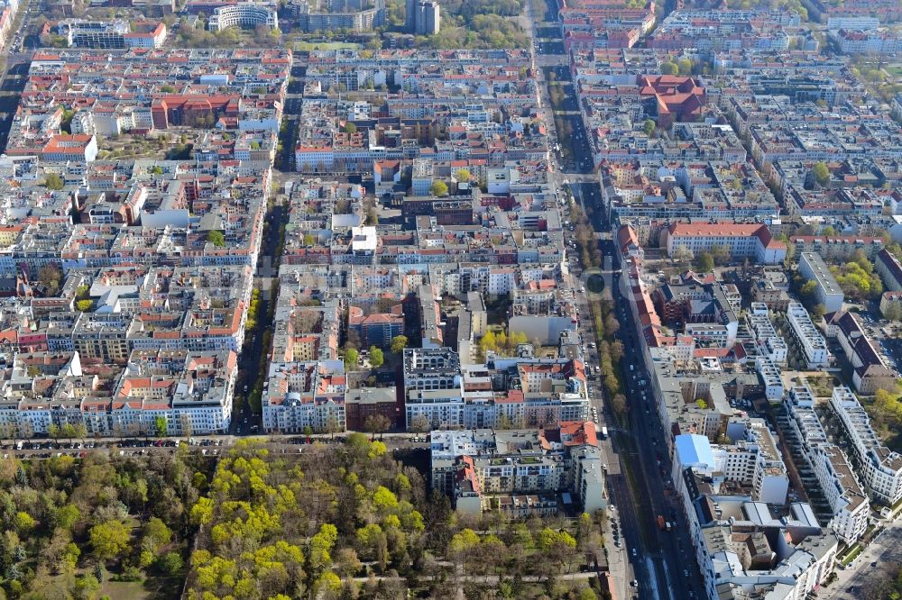 Luftbild Berlin - Wohngebiet der Mehrfamilienhaussiedlung Winsviertel im Ortsteil Prenzlauer Berg in Berlin, Deutschland