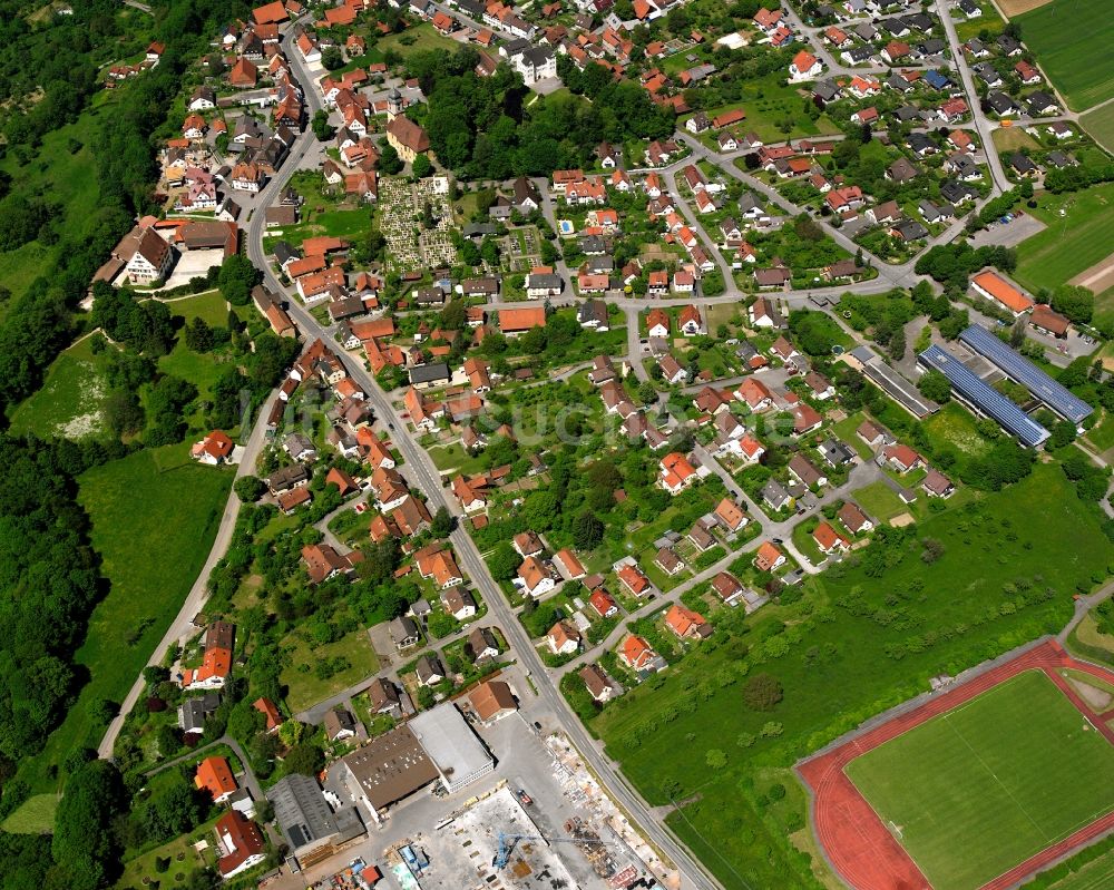 Alfdorf von oben - Wohngebiet - Mischbebauung der Mehr- und Einfamilienhaussiedlung in Alfdorf im Bundesland Baden-Württemberg, Deutschland