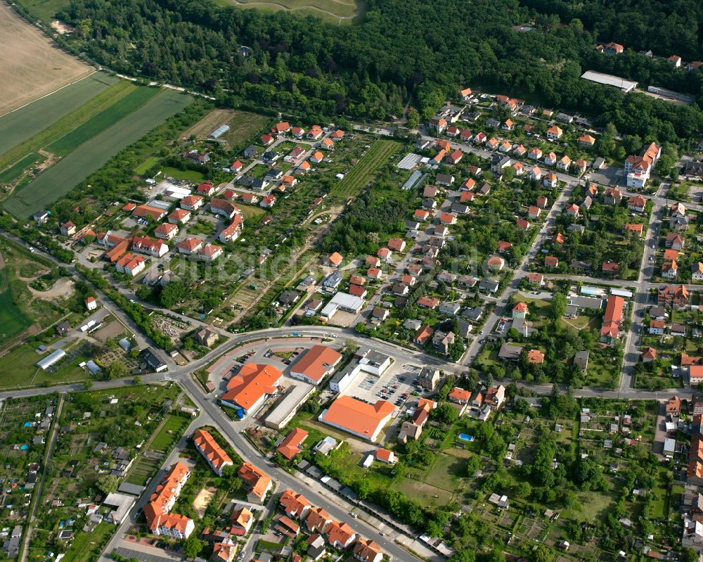 Luftaufnahme Blankenburg (Harz) - Wohngebiet - Mischbebauung der Mehr- und Einfamilienhaussiedlung in Blankenburg (Harz) im Bundesland Sachsen-Anhalt, Deutschland