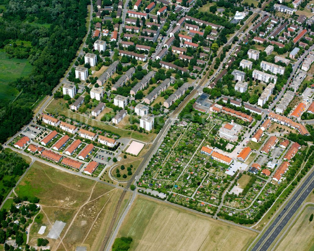 Daxlanden von oben - Wohngebiet - Mischbebauung der Mehr- und Einfamilienhaussiedlung in Daxlanden im Bundesland Baden-Württemberg, Deutschland