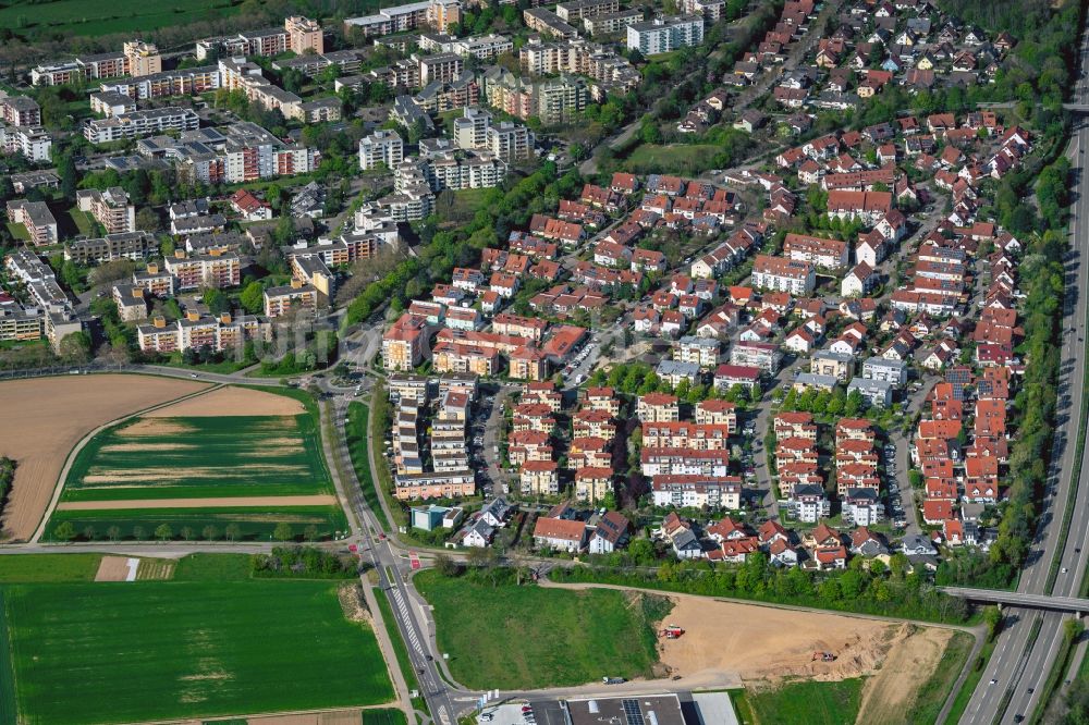 Denzlingen von oben - Wohngebiet - Mischbebauung der Mehr- und Einfamilienhaussiedlung in Denzlingen im Bundesland Baden-Württemberg, Deutschland