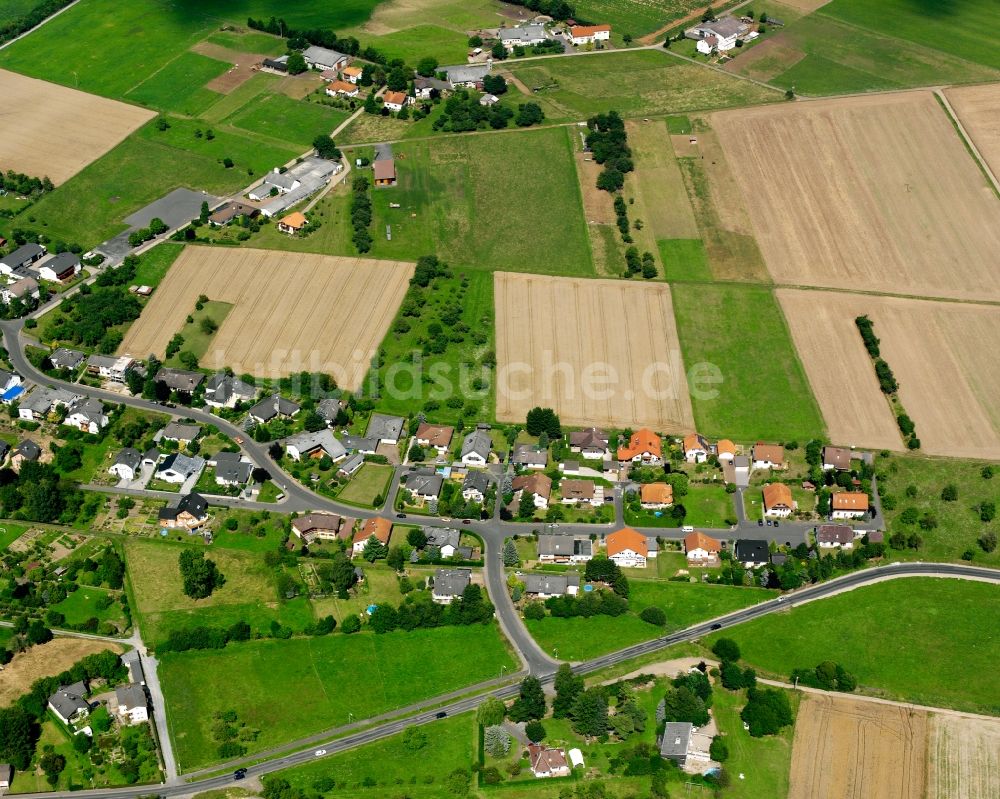 Luftbild Dorf-Güll - Wohngebiet - Mischbebauung der Mehr- und Einfamilienhaussiedlung in Dorf-Güll im Bundesland Hessen, Deutschland