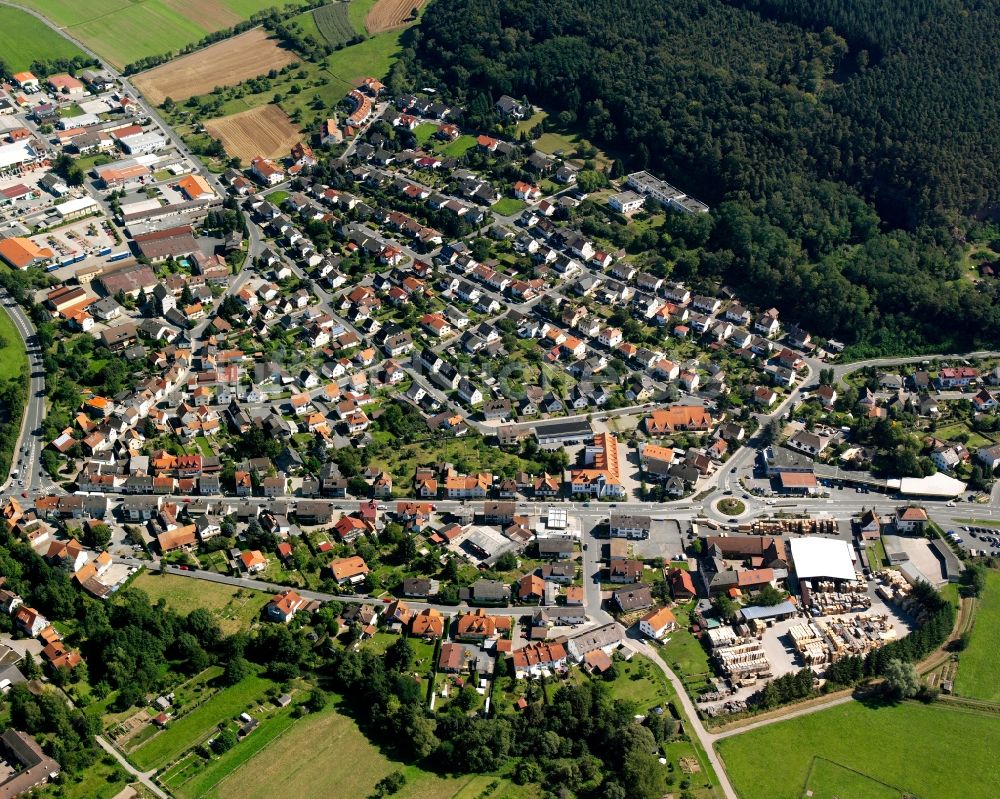 Dusenbach von oben - Wohngebiet - Mischbebauung der Mehr- und Einfamilienhaussiedlung in Dusenbach im Bundesland Hessen, Deutschland