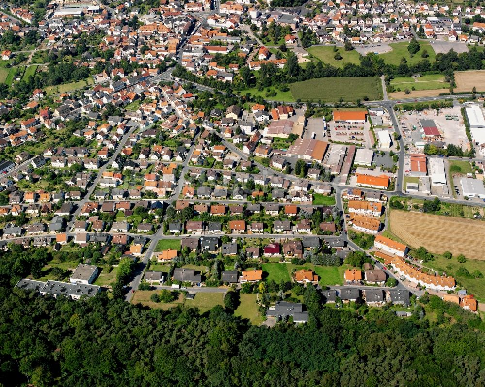 Dusenbach aus der Vogelperspektive: Wohngebiet - Mischbebauung der Mehr- und Einfamilienhaussiedlung in Dusenbach im Bundesland Hessen, Deutschland