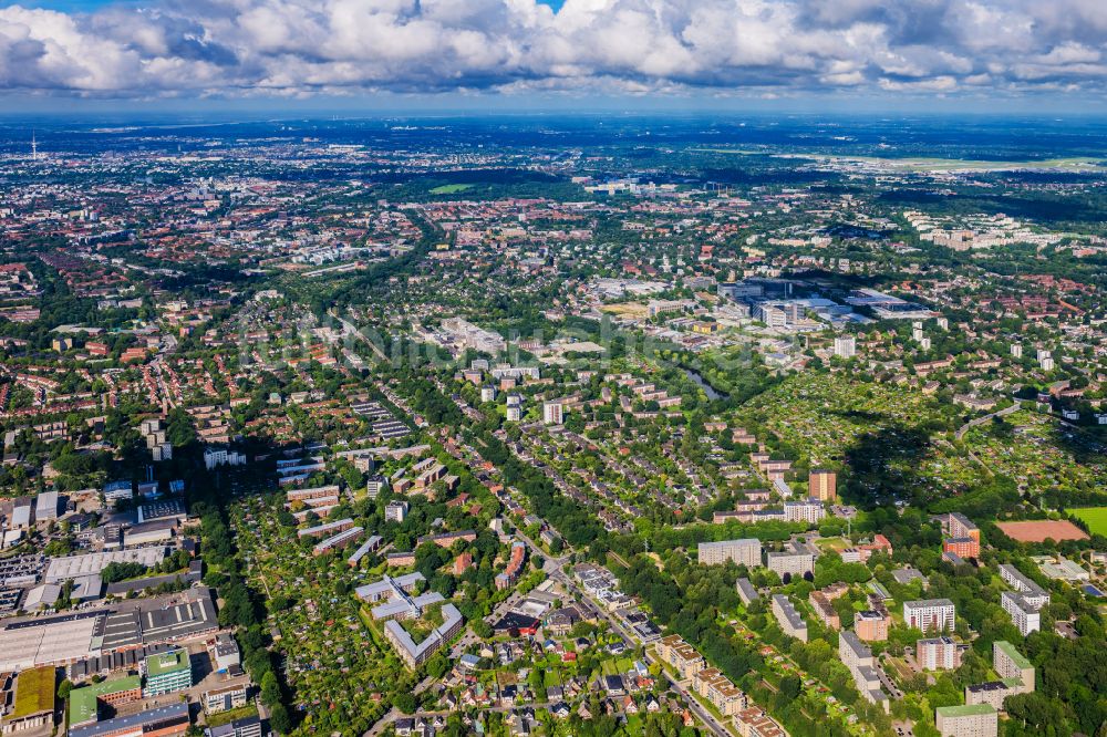 Luftbild Hamburg - Wohngebiet - Mischbebauung der Mehr- und Einfamilienhaussiedlung entlang der Pillauer Straße - Tilsiter Straße - Lesserstraße im Ortsteil Wandsbek in Hamburg, Deutschland