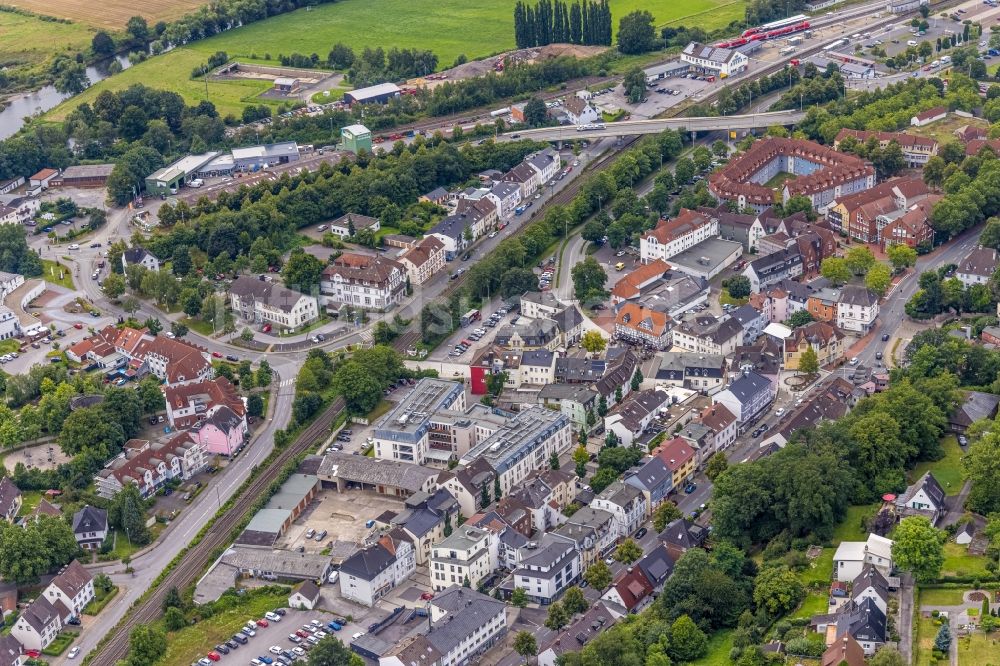 Fröndenberg/Ruhr aus der Vogelperspektive: Wohngebiet - Mischbebauung der Mehr- und Einfamilienhaussiedlung in Fröndenberg/Ruhr im Bundesland Nordrhein-Westfalen, Deutschland