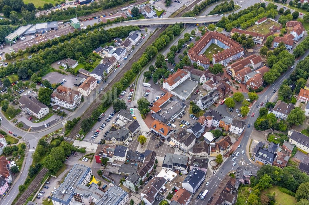 Fröndenberg/Ruhr von oben - Wohngebiet - Mischbebauung der Mehr- und Einfamilienhaussiedlung in Fröndenberg/Ruhr im Bundesland Nordrhein-Westfalen, Deutschland